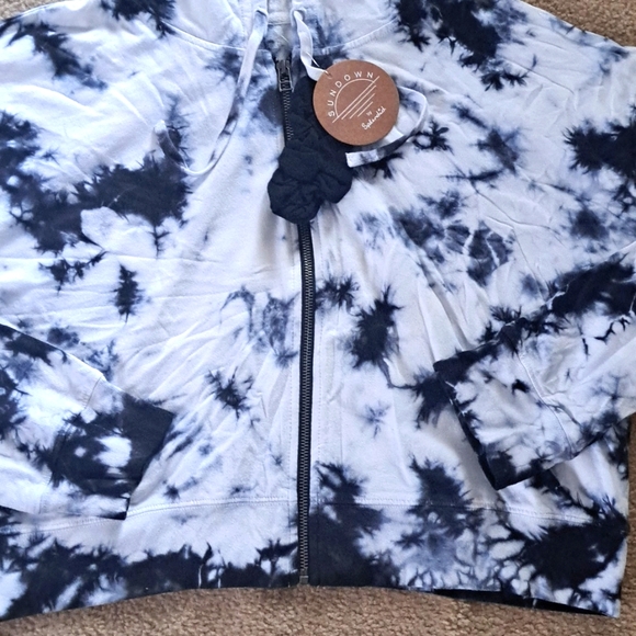 SUNDOWN BY SPLENDID  ZIPPER TOP. XL - Picture 6 of 12